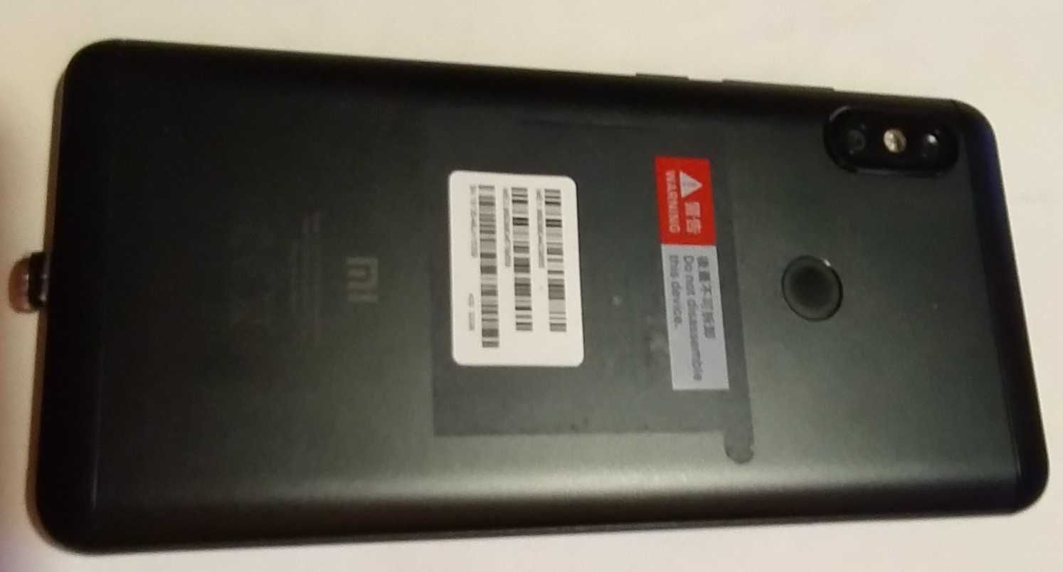 Xiaomi Redmi Note 5 3/32GB Black + MicroSD "Transend" 32 Гб 10 класса.