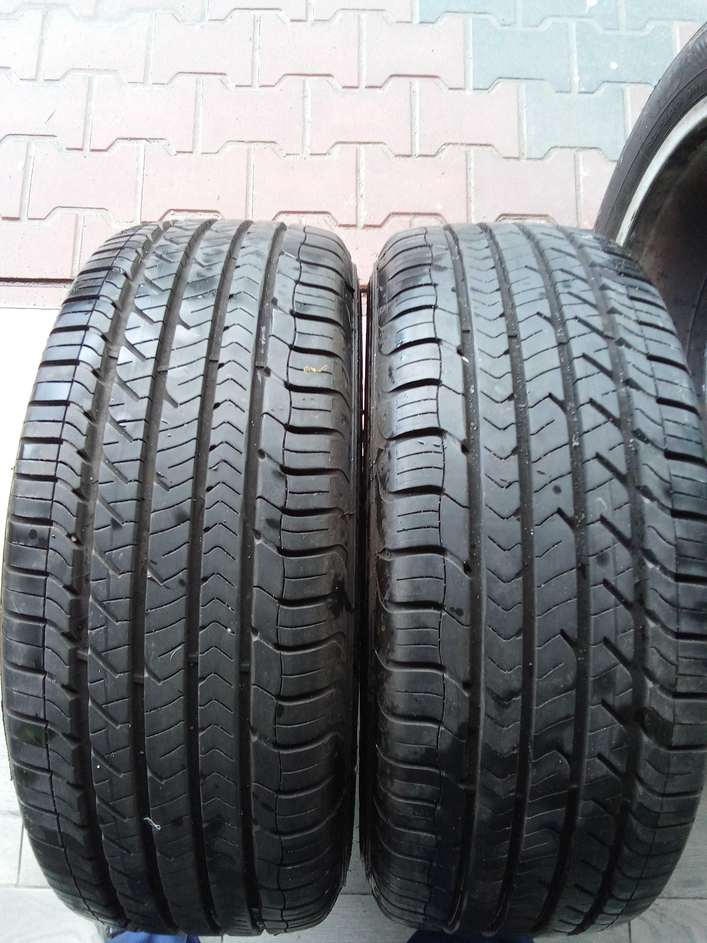 235/55 R17 99W Goodyear 23 rok