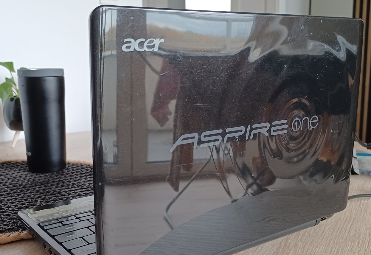 Acer aspire one  11,6 cali piękny design