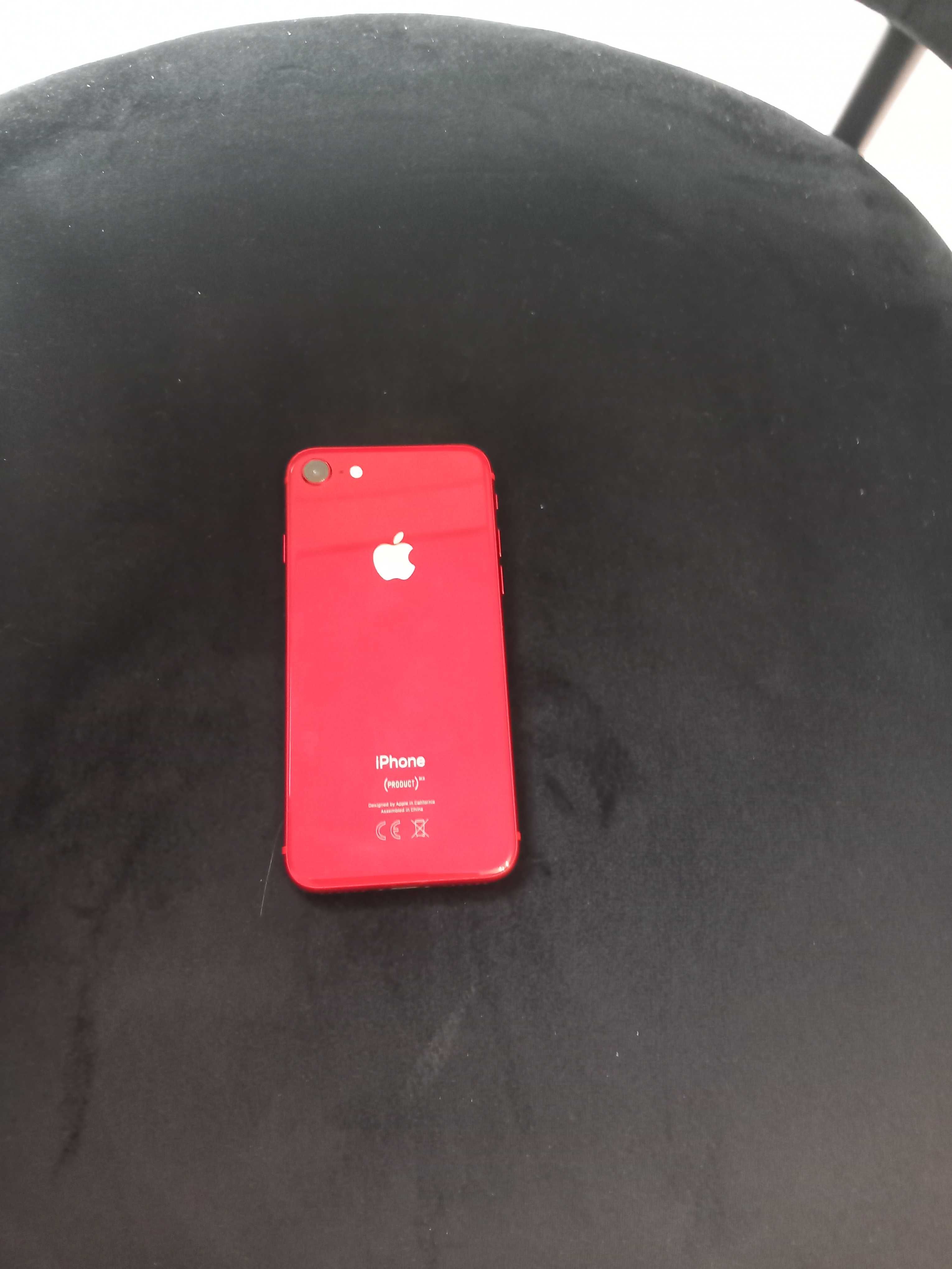 iPhone 8 64GB Czerwony