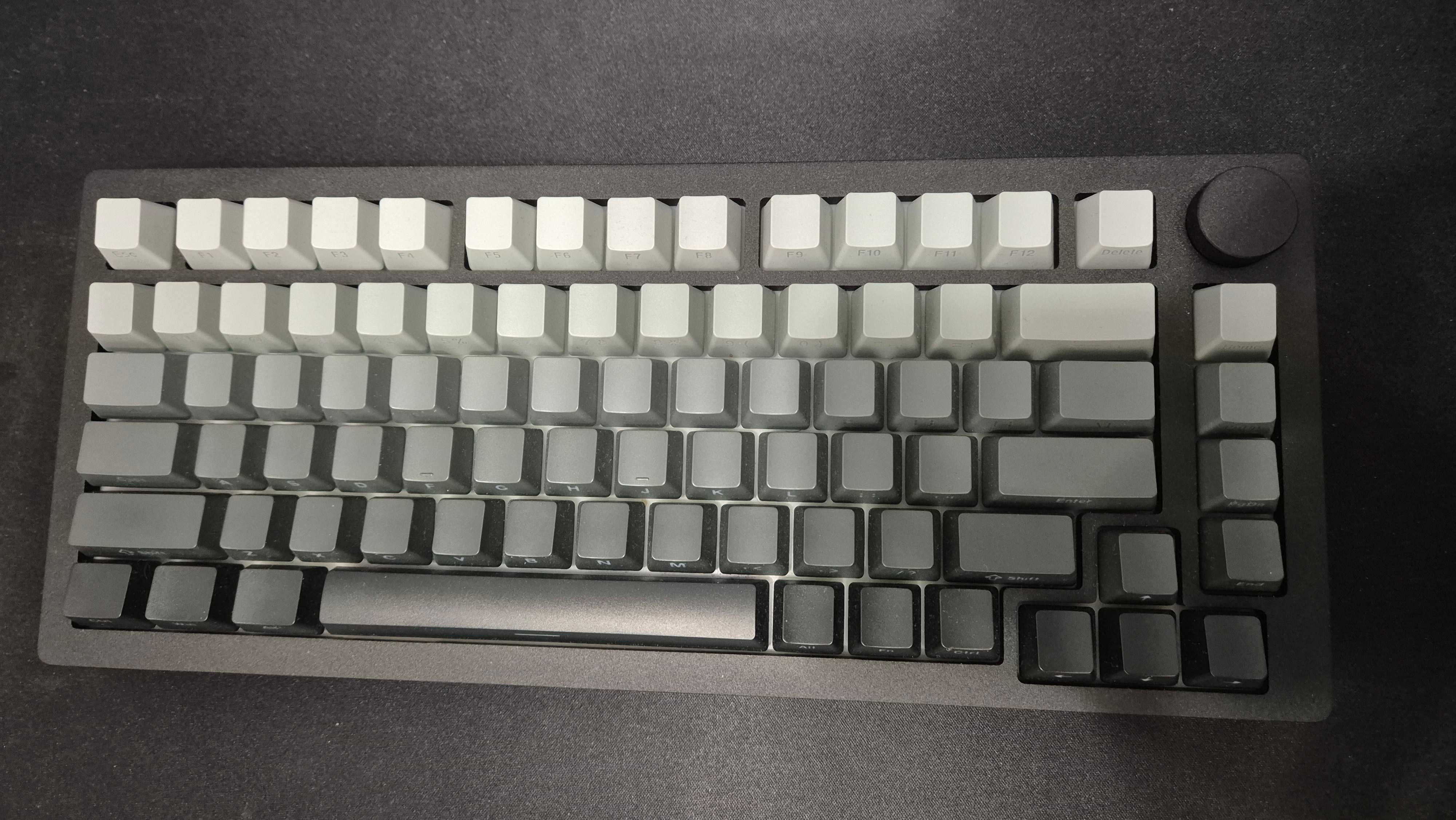 Klawiatura mechaniczna magnetyczna Monsgeek M1 V5 TMR jak nowa