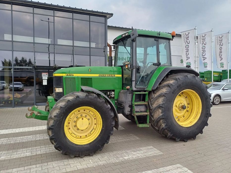 John Deere 7710  Ciagnik rolniczy John Deere 7710