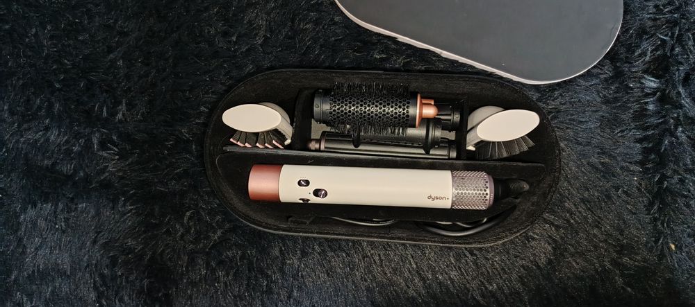 Dyson airwrap pudrowy róż