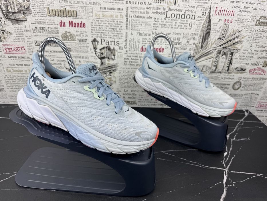 Оригінал Кросівки Hoka One One Arahi 6 Розмір 36.5 Взуття