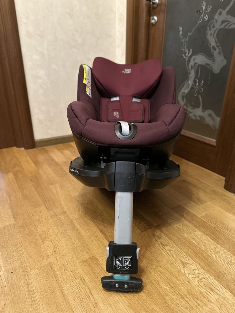 Автокрісло Britax Römer DUALFIX M i-SIZE Група 3+/36місяців (60-105см)