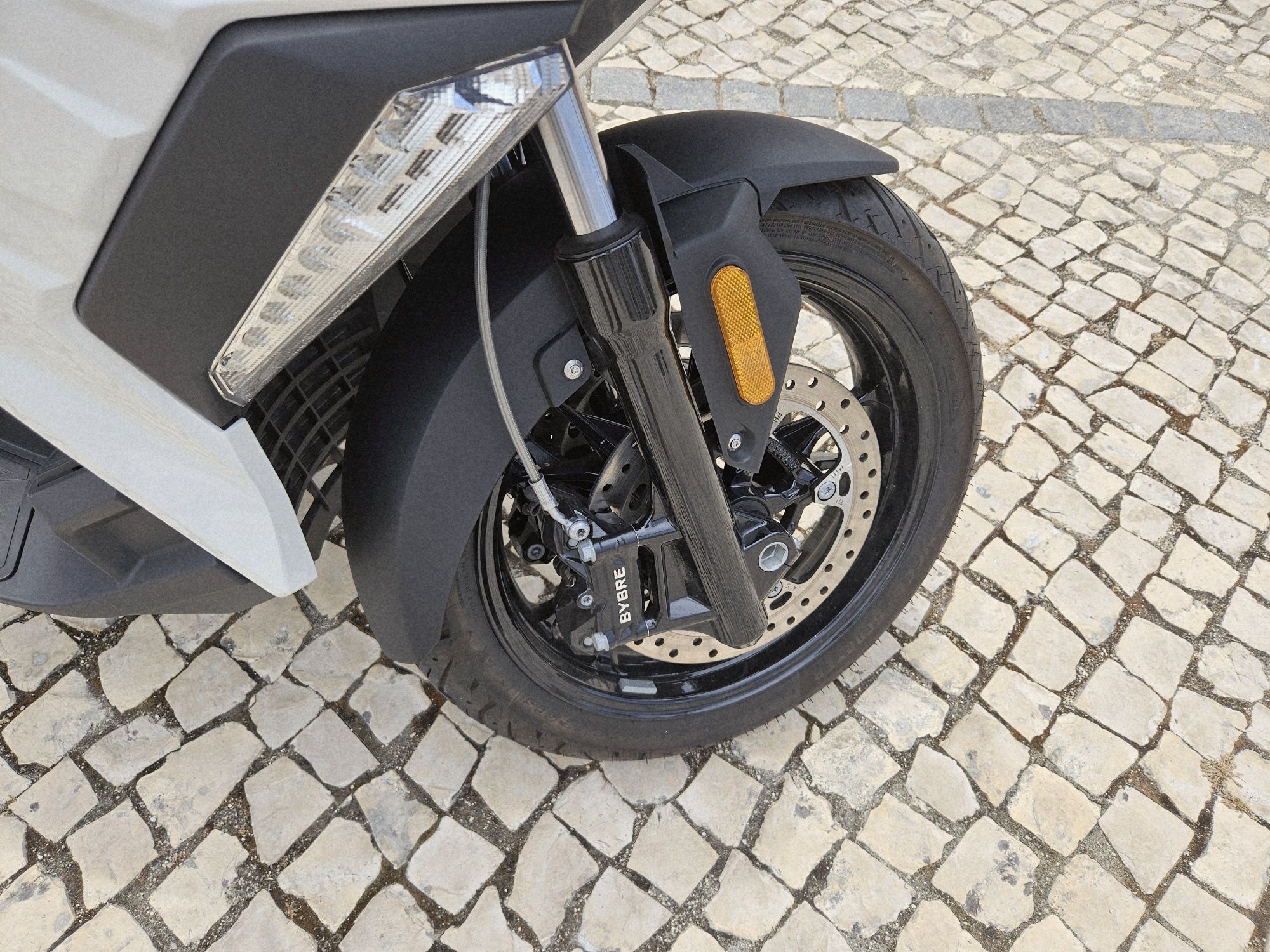 BMW C400x Como Nova