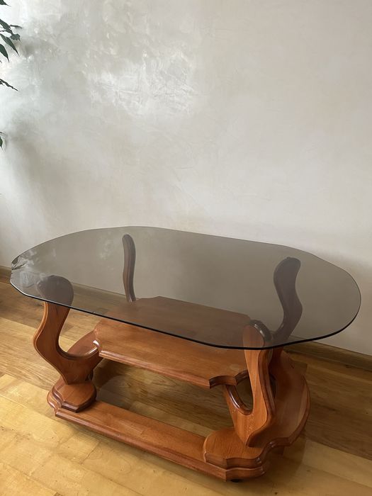 Журнальний столик