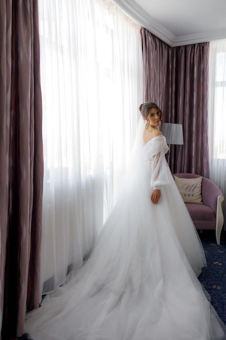 Весільна сукня , весільне плаття після професійної хімчистки, торг