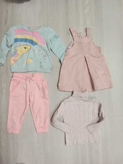 Пакет одягу дівчинка 92