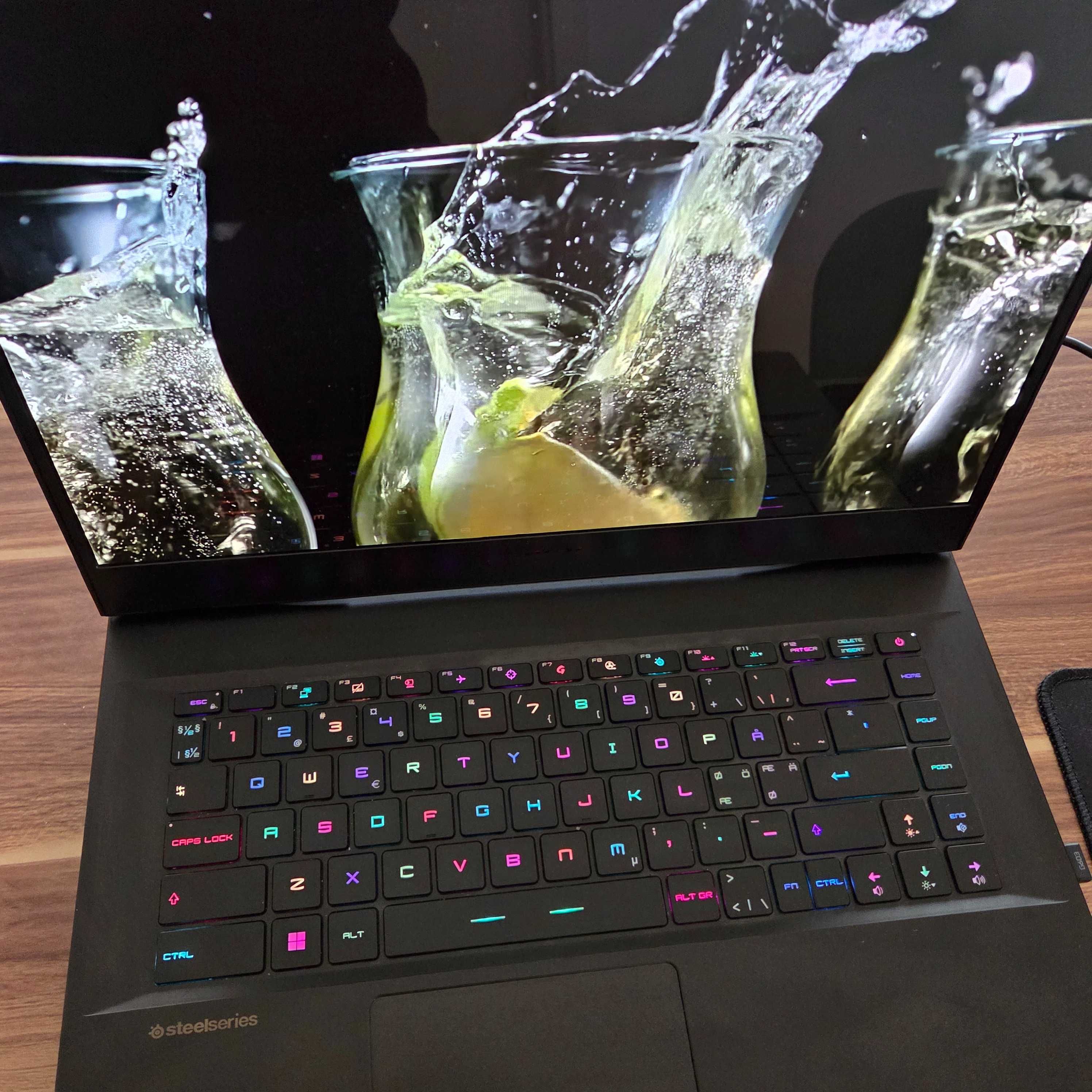 MSI 15,6" z AMOLED QHD 240Hz HDR i7 12700h 32gb ram DDR5 RTX3060 1TB