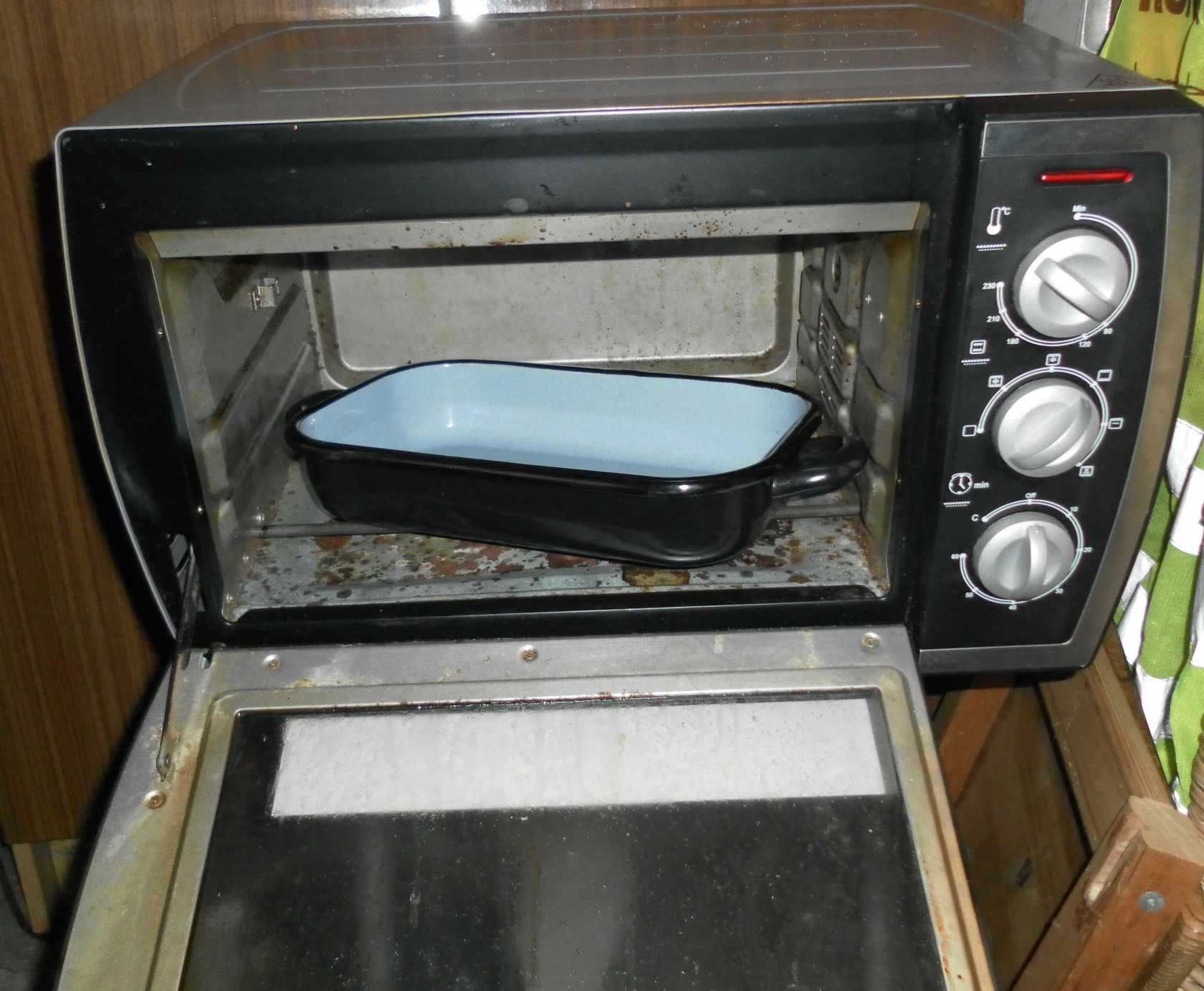 Elektryczny Piekarnik Alaska wszechstronny i pojemny.