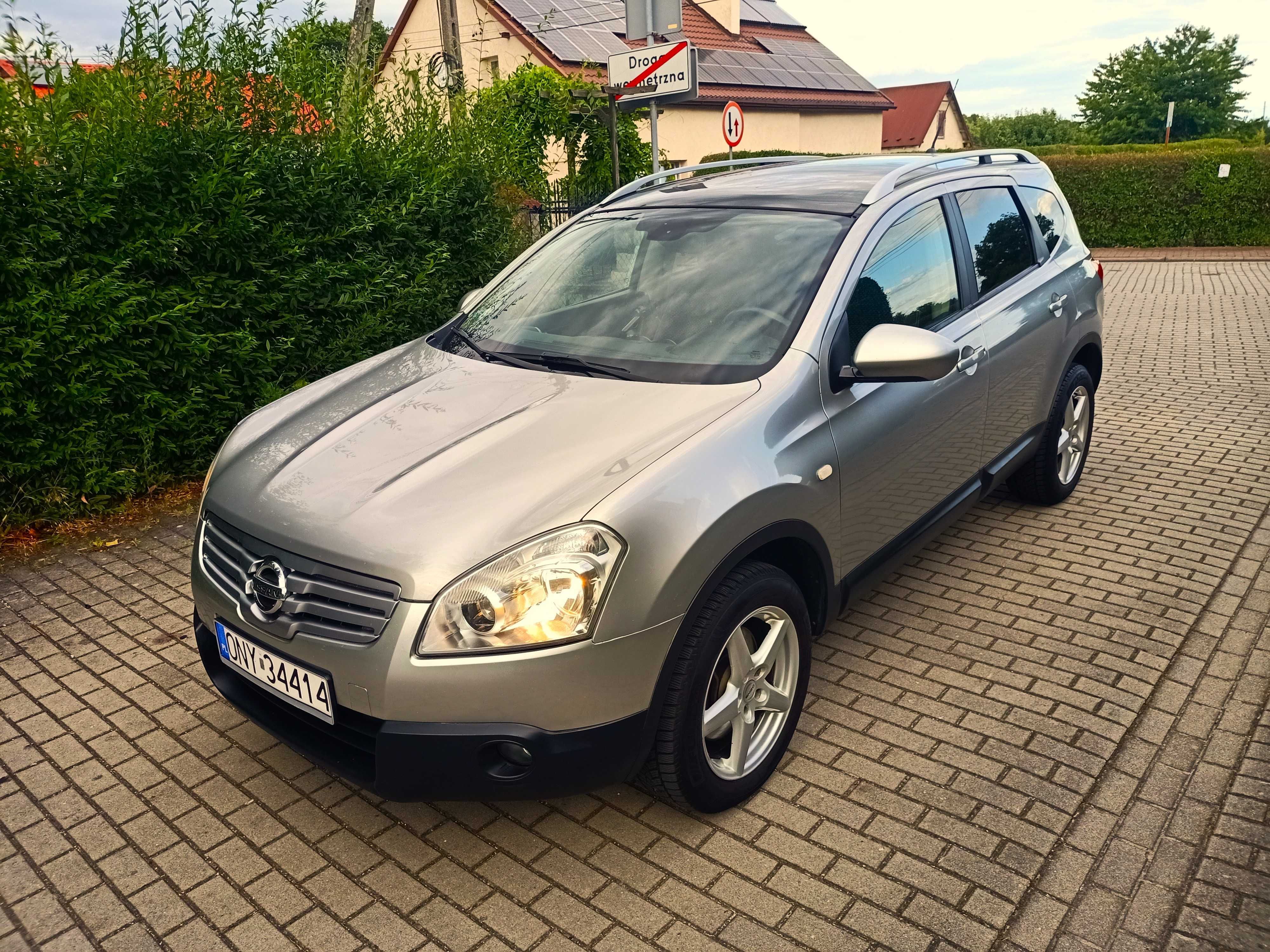 Ładny SUV Nissan Qashqai+2 Panorama 2.0 Dci 150KM 7 Osobowy Alu 17