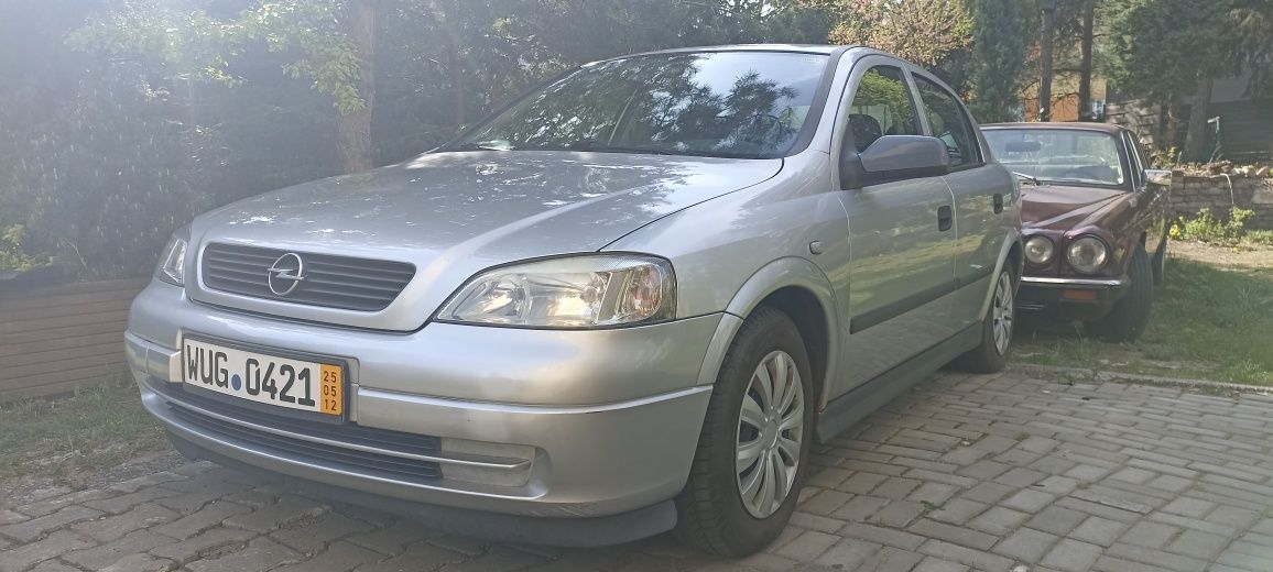 Opel Astra II 1.6 75km oryginalny kat.