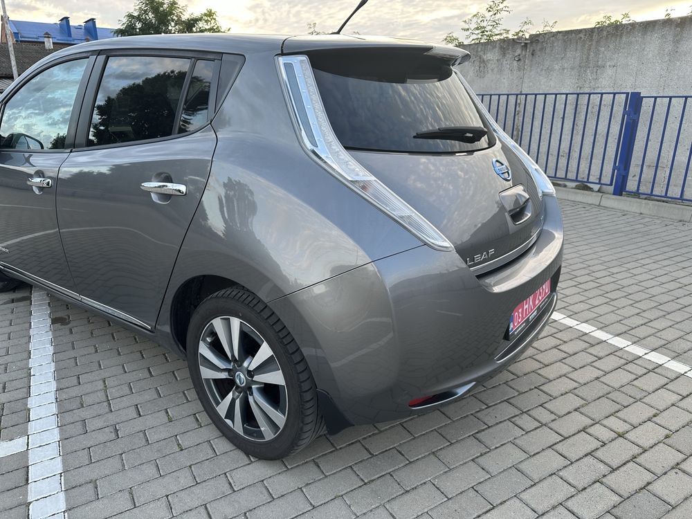 Nissan Leaf 2013