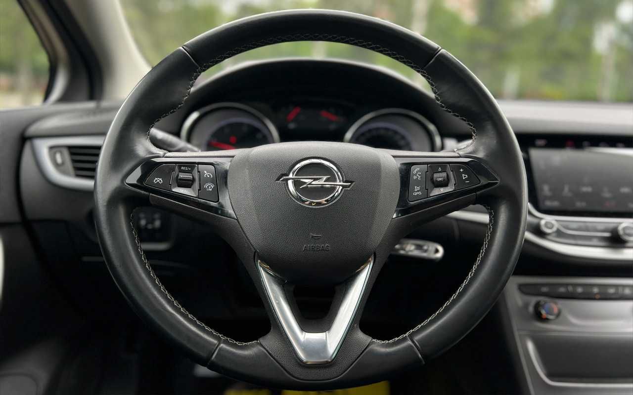 Opel Astra  2018