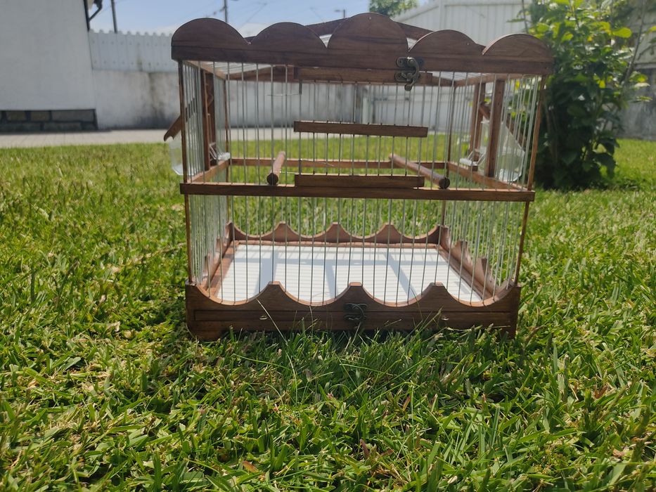 Gaiola artesanal ondulada