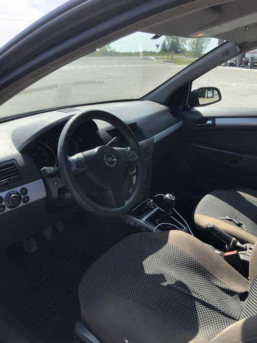 Опель Астра h 1.7 cdti