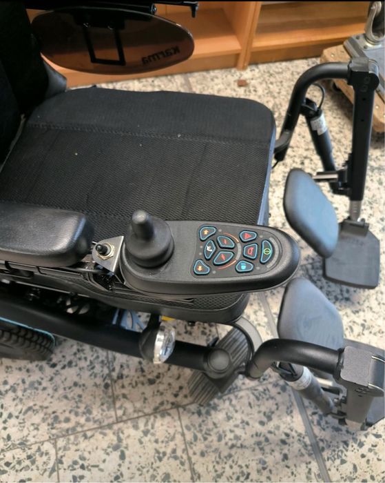 Коляска інвалідна