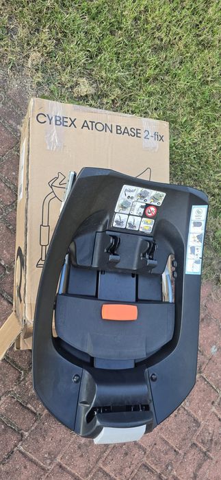 Fotelik samochodowy z bazą Cybex Aton B i-Size 0-13kg