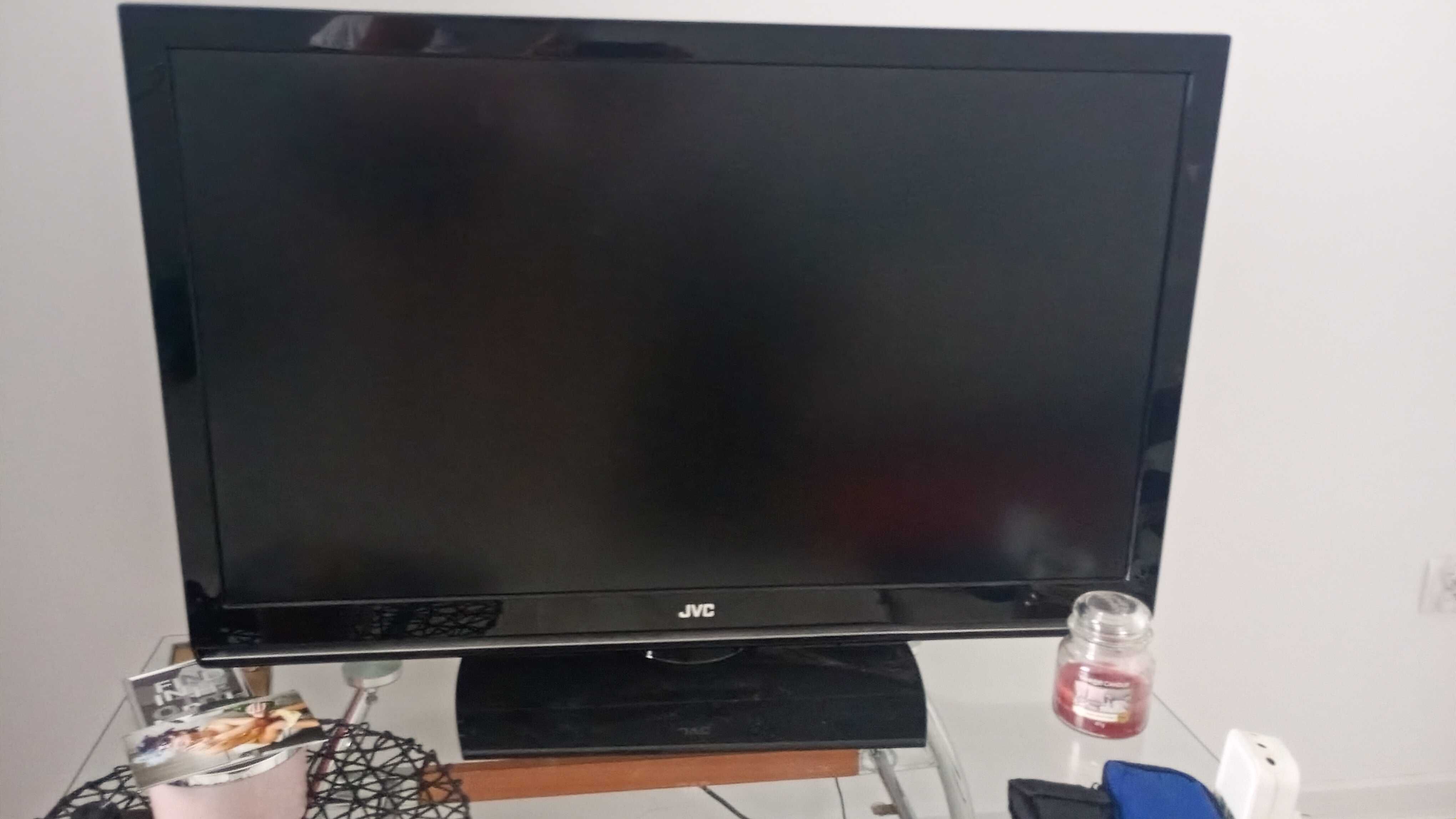 Telewizor JVC 42"