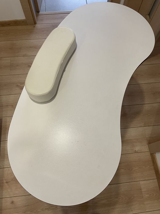 Mesa branca manicure