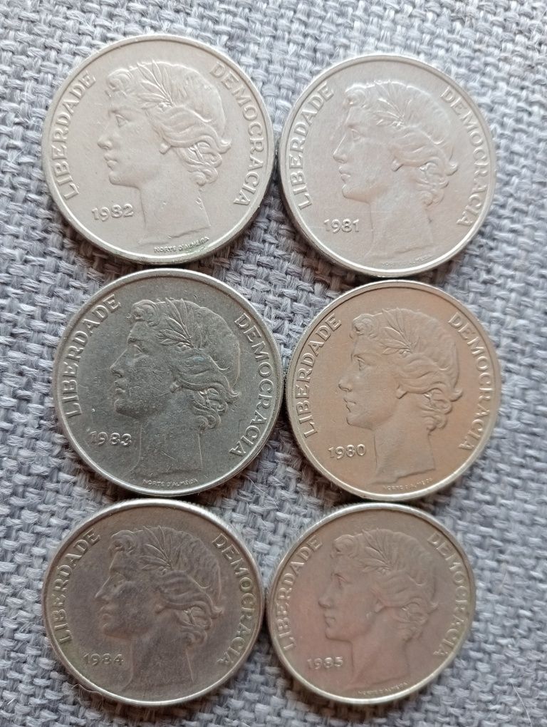 Vendo 6 moedas de 25 escudos