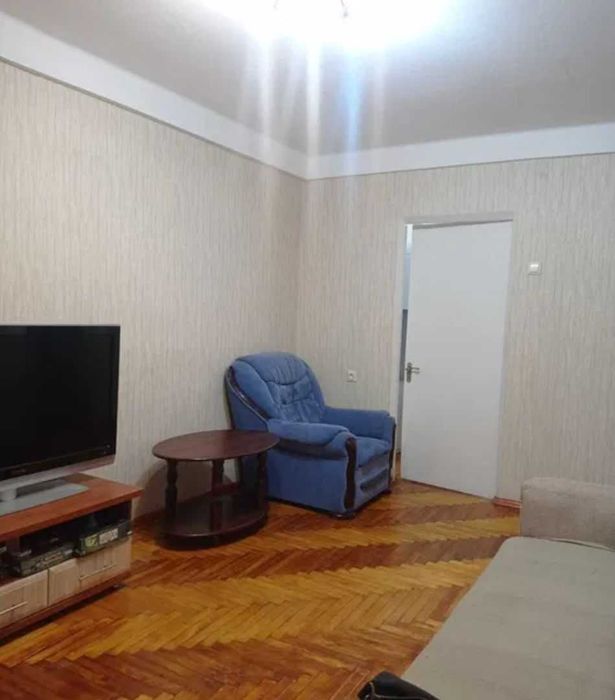 Продается 4-х комн. квартира по ул. Украинская, дом возле Проспекта