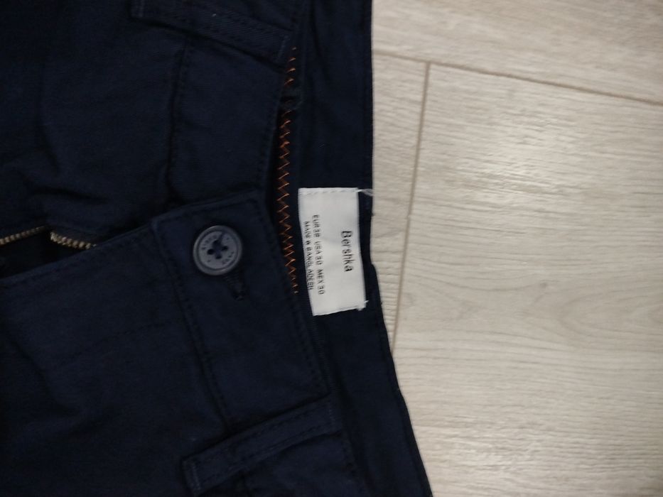 Spodenki męskie granatowe bershka