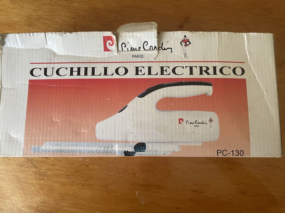 Faca electrica com 2 conjuntos de lâminas