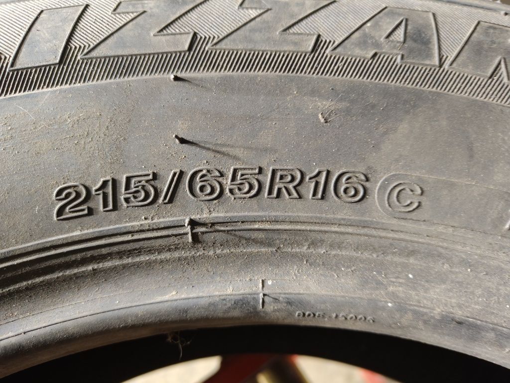 215/65R16C 106/104 T Bridgestone Blizzak LM-18C      Z450/170B