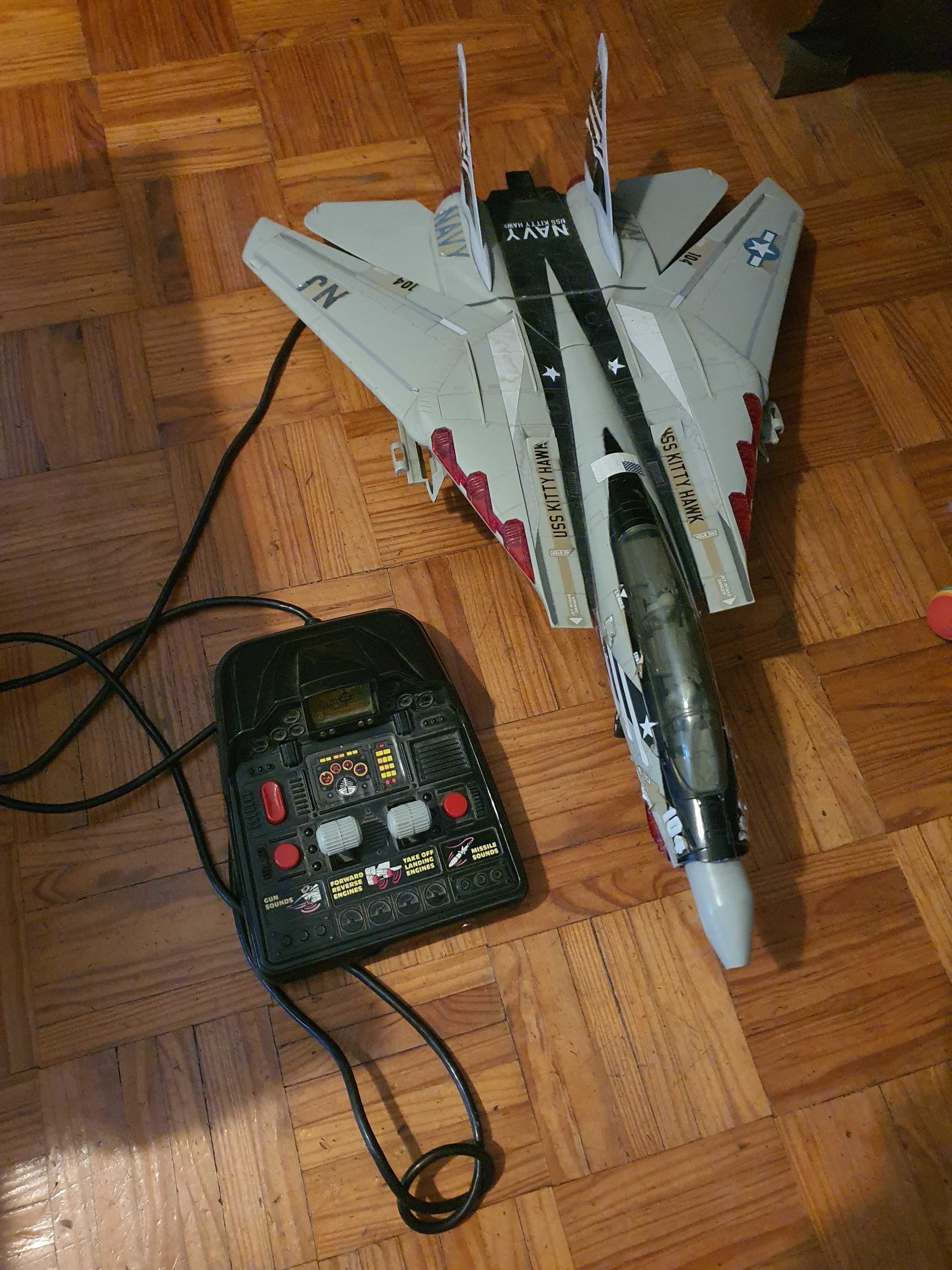 Brinquedo Avião Caça Américano f14 tomcat New Bright ano 1990