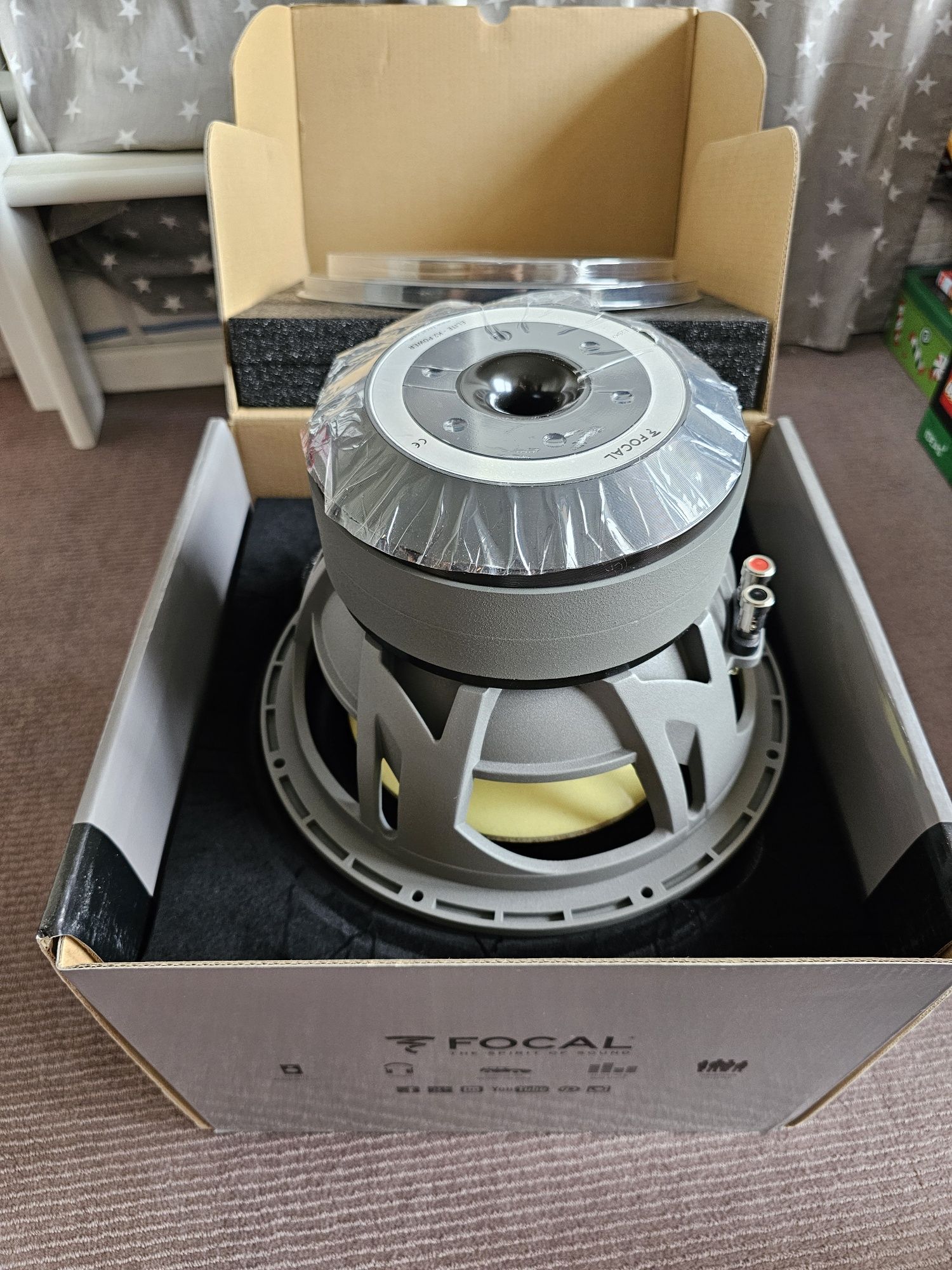 Focal E 25KX - subwoofer, nowy