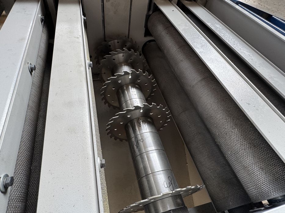 Wielopiła jednowałowa obrzynarka do desek oflisu tartaczna 600/40 mm