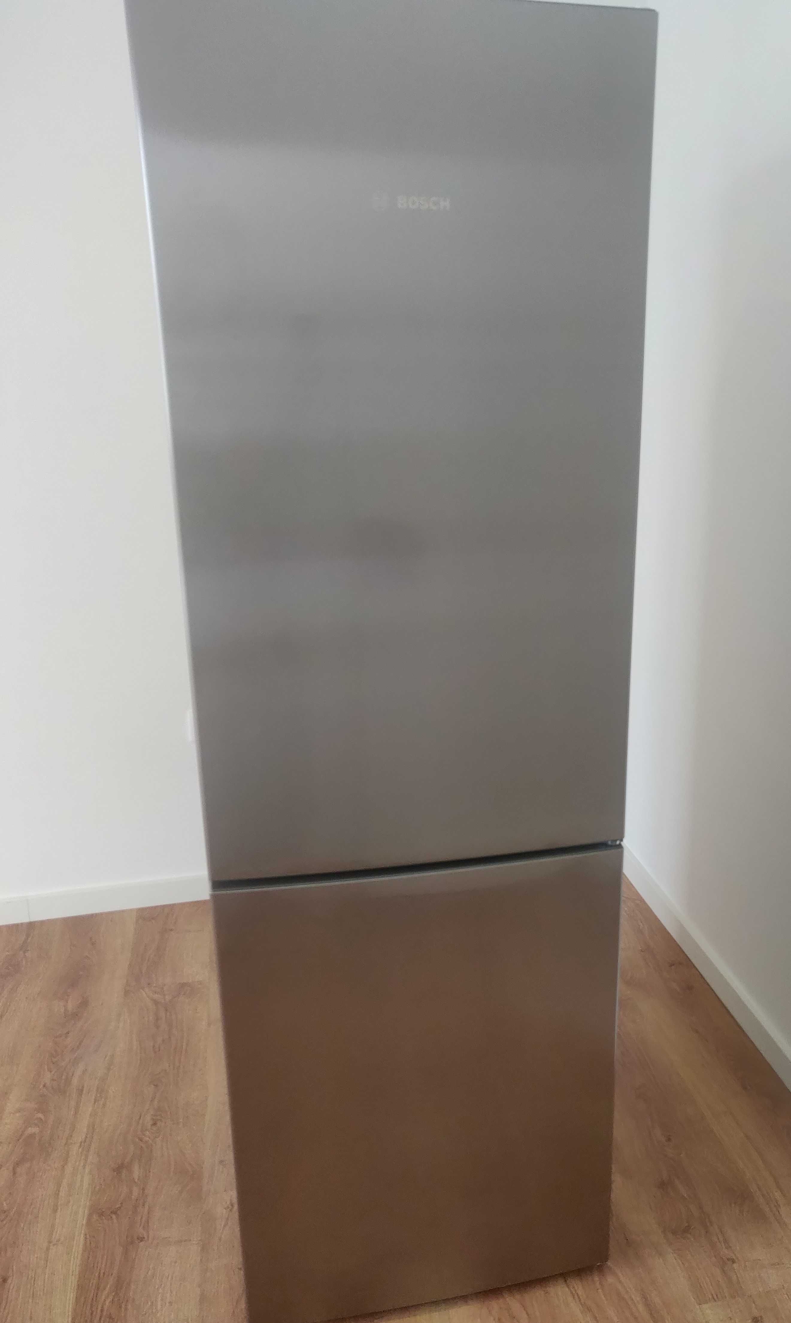NEGOCIAVÉL - Frigorífico Combinado Bosch 308L - NOVO