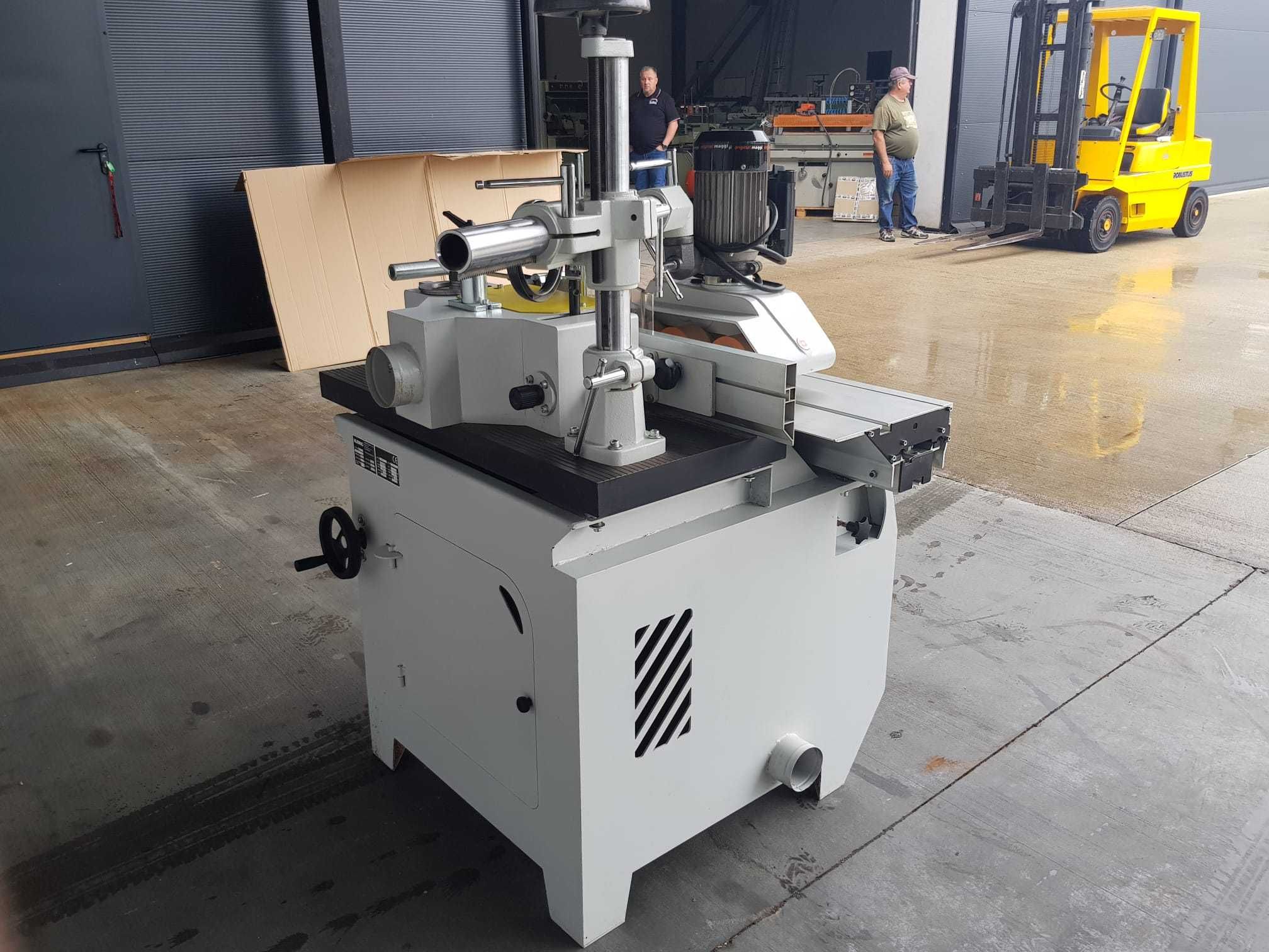 Frezarka KUSING SFNA 1200 z posuwem 6/25
