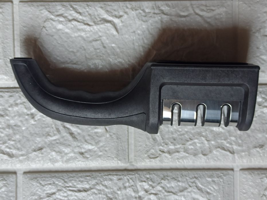 Точилка для ножів