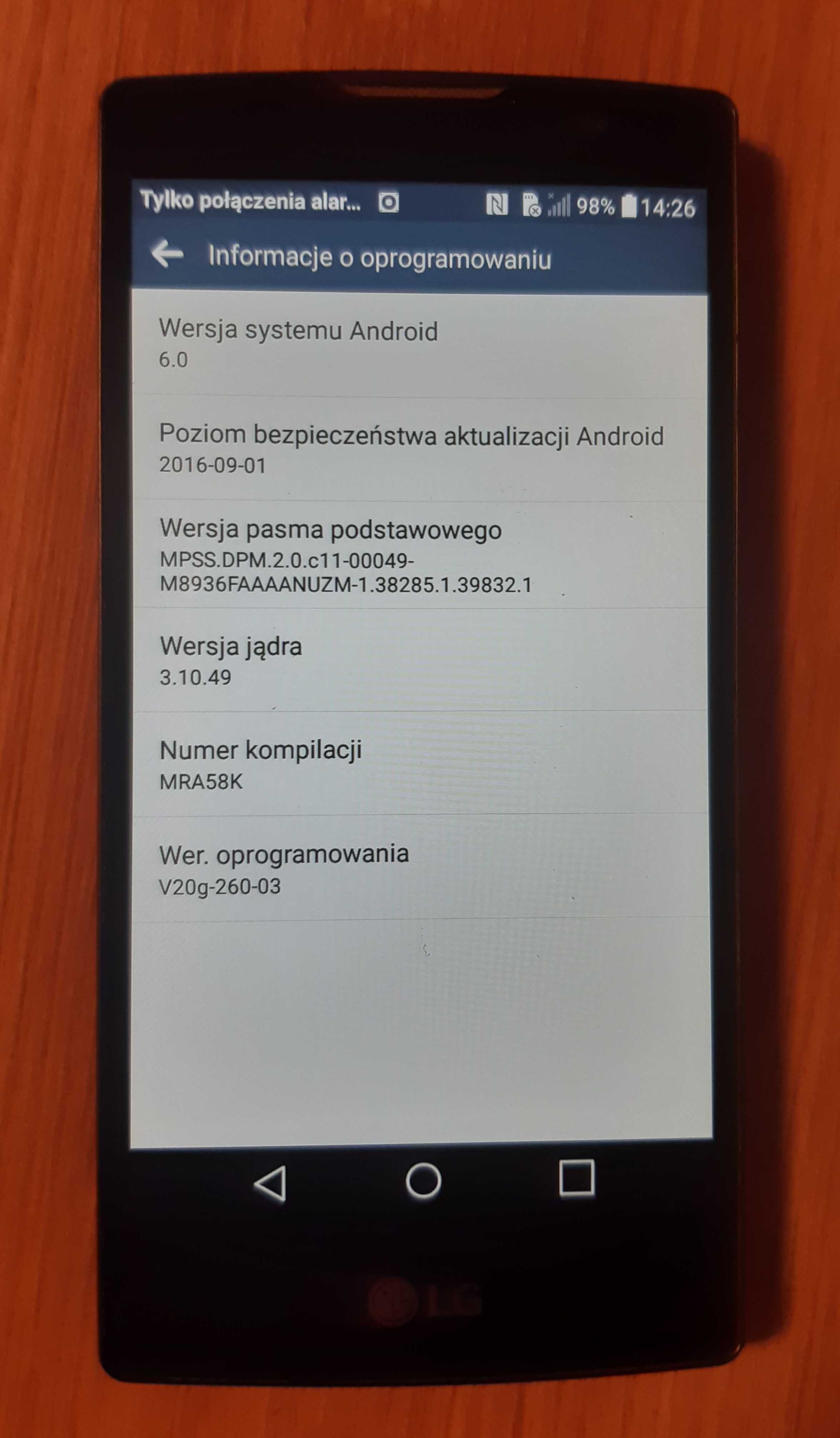Smartfon LG H 440 N z baterią i ładowarką