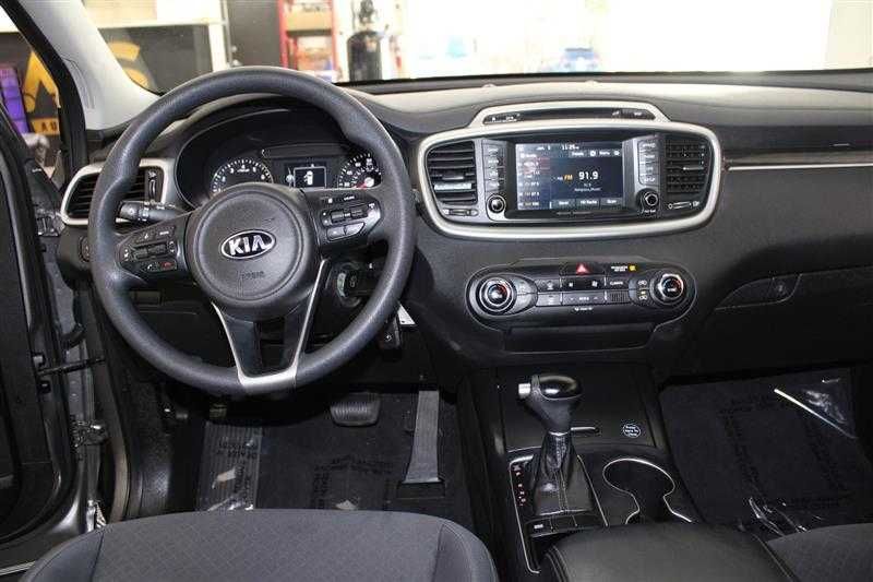 Продам Kia Sorento LX 2018 року