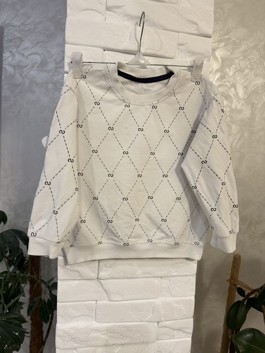 Кофтинка біла для хлопчика на 3-4 роки