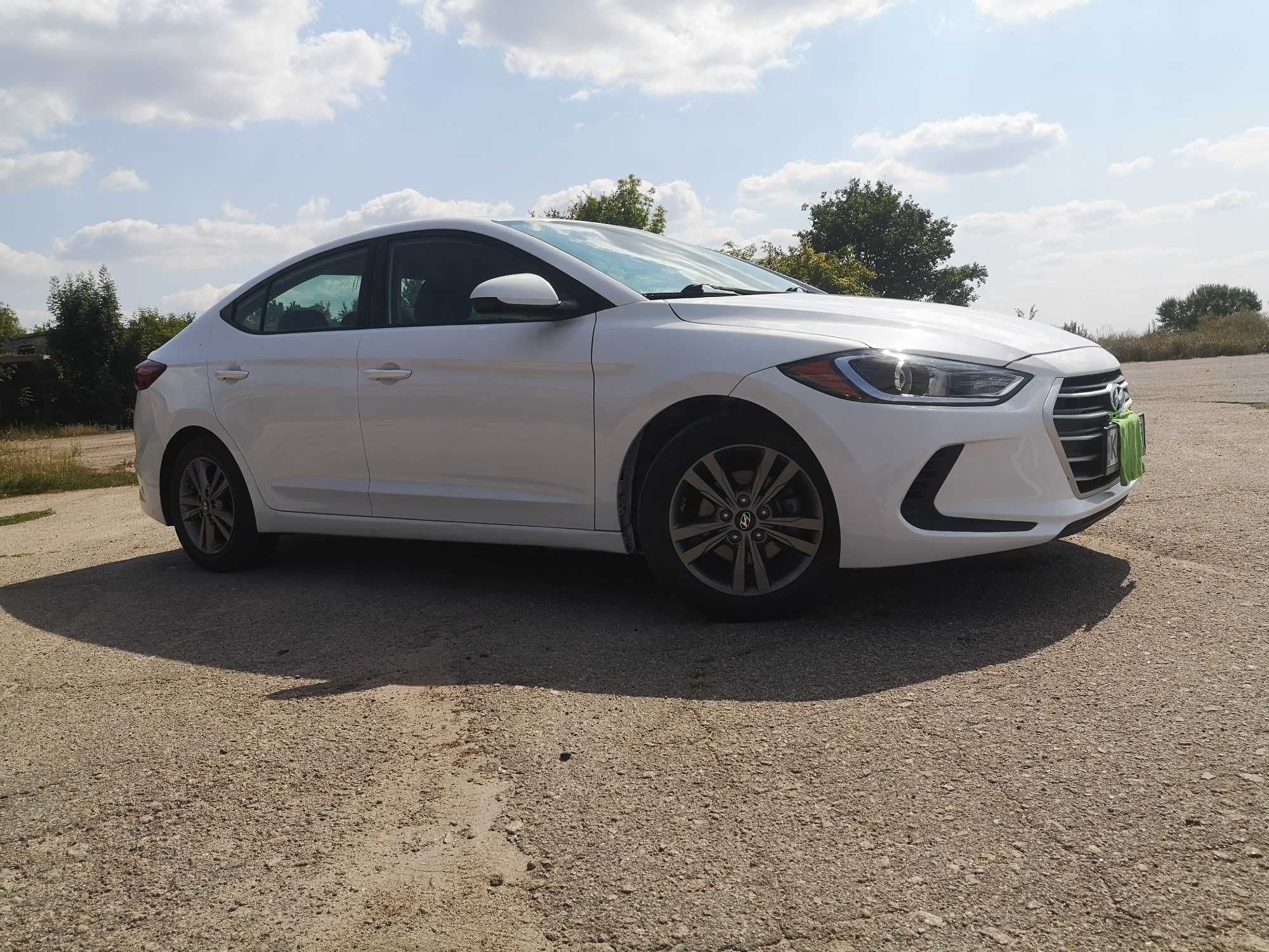 Hyundai Elantra SEL 2018