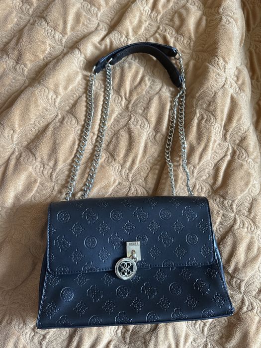 Сумка Guess чорна