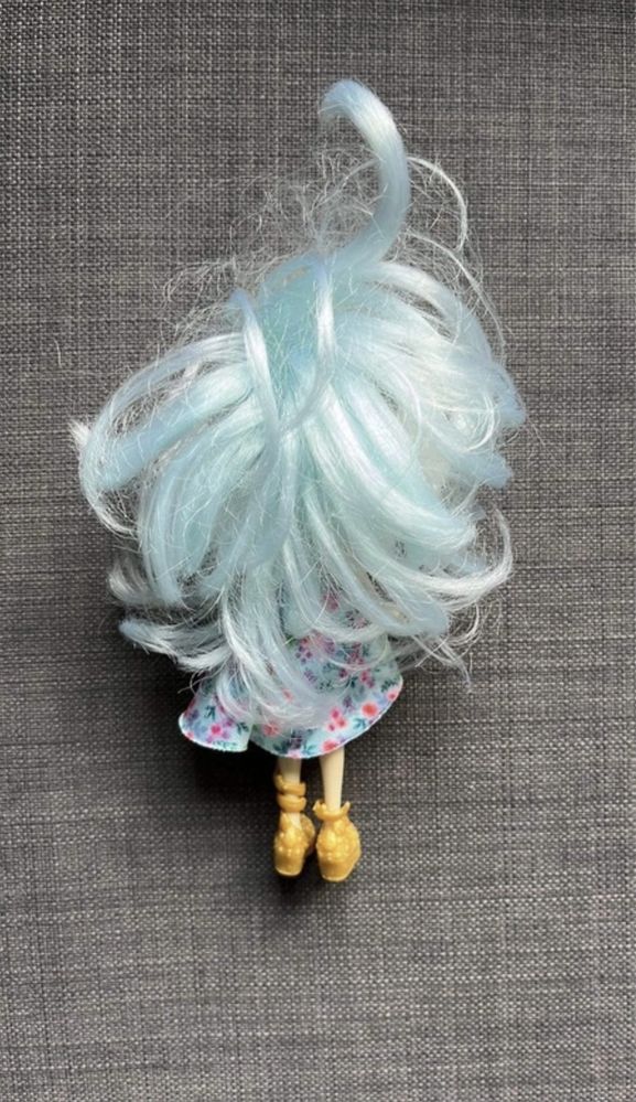 Mattel Enchantimals Royal Lalka Paolina Pegasus