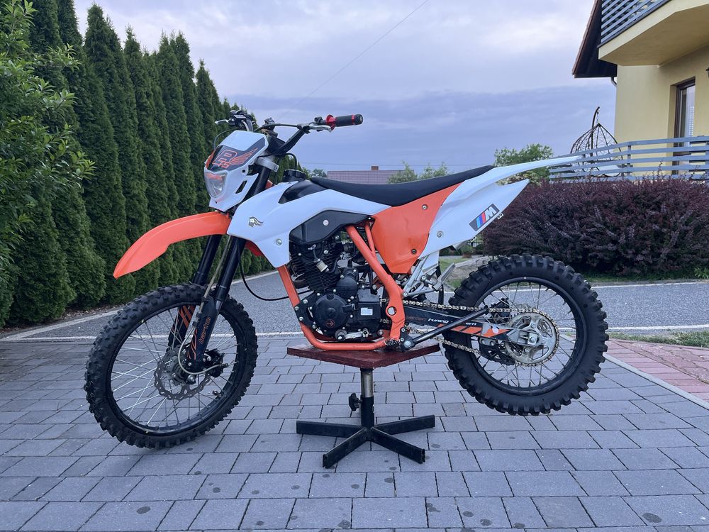 Barton BTS 150cc cross/enduro