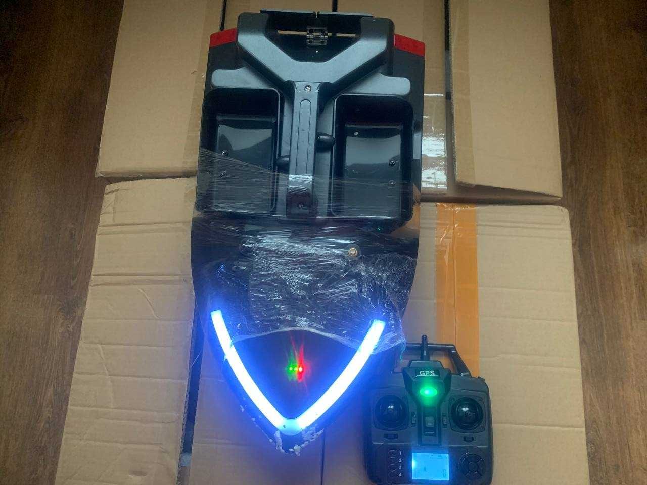 Прикормочный кораблик GPS  Flytec  V020  40 точек