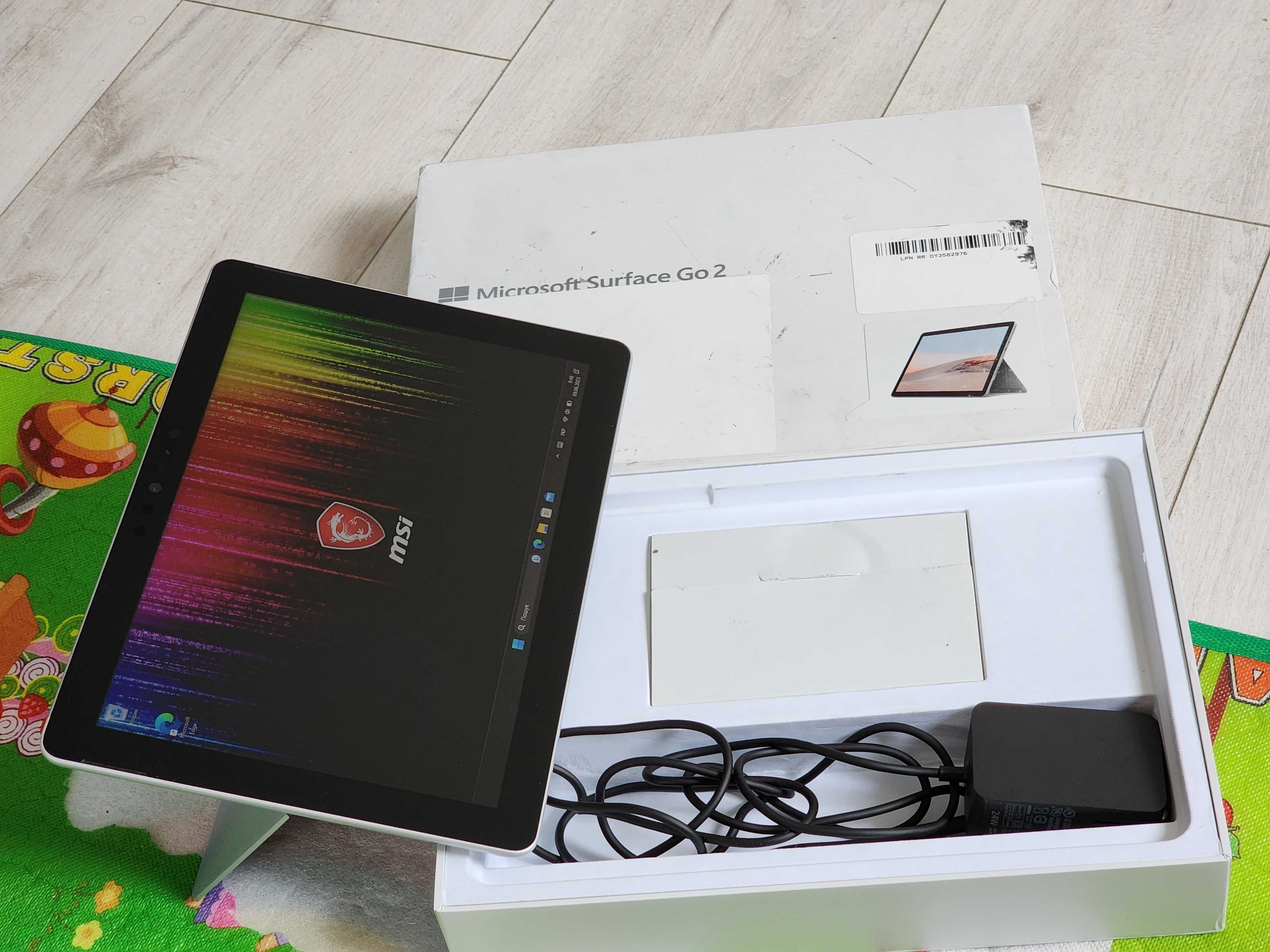 Планшет Microsoft Surface Go 2 Pentium/8/128GB
