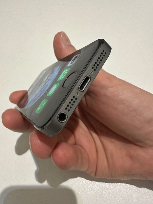 Iconico Apple iPhone 5S desbloqueado como novo tudo original