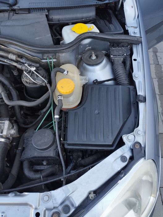 Продам Опель Комбо