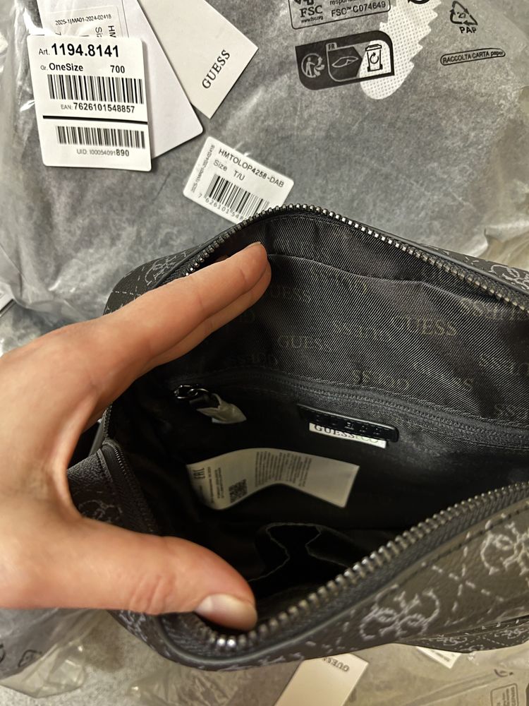 Сумка Guess Torino, чорного кольору