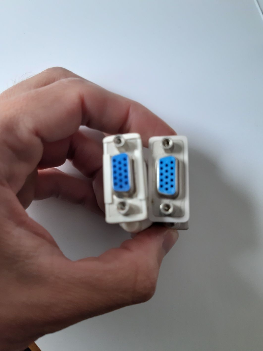 VGA - DVI adapters