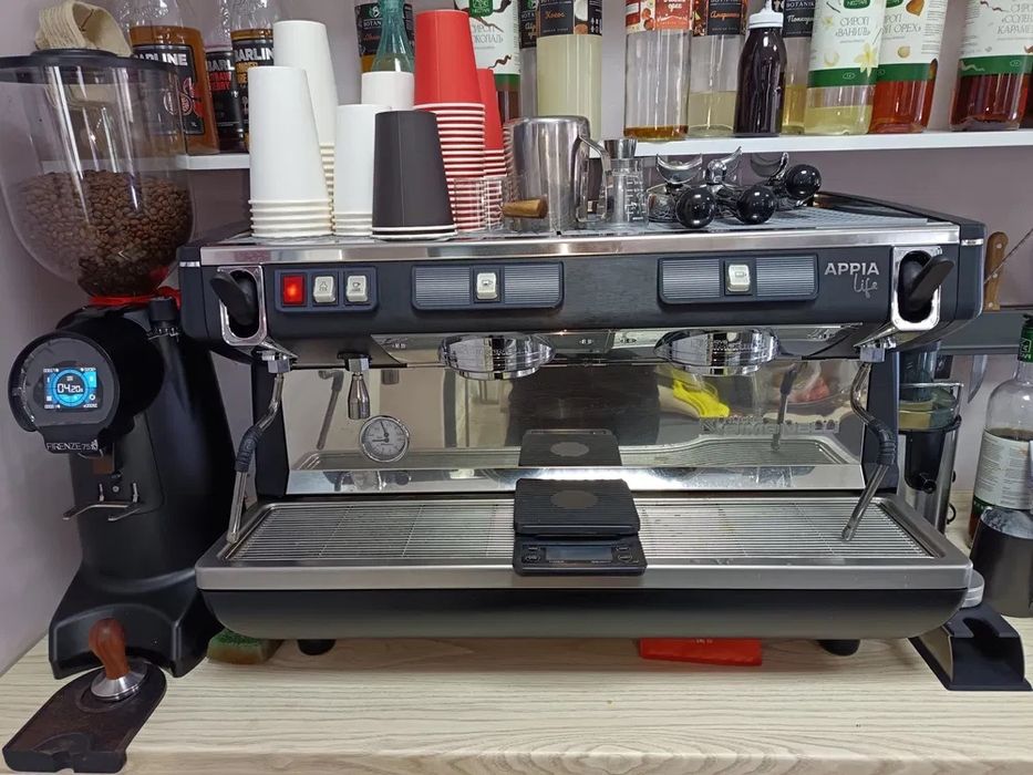 Современая кофейня со всем оборудованием. Готовый бизнес кофе